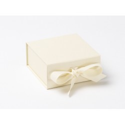 Small Ivory Magnetic Seal Gift Boxes With Ribbon (100mm x 110mm x 45mm)
