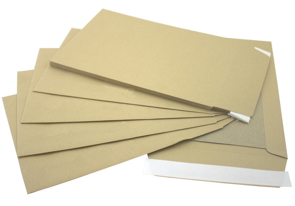 Lightweight-C4-Board-backed-envelopes-defenda