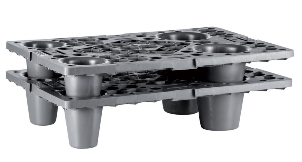 A-600x400-stackable-plastic-pallets