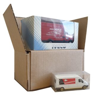 185mm x 110mm x 85mm (7" x 4" x 3") Cardboard Postal Boxes - FOL743